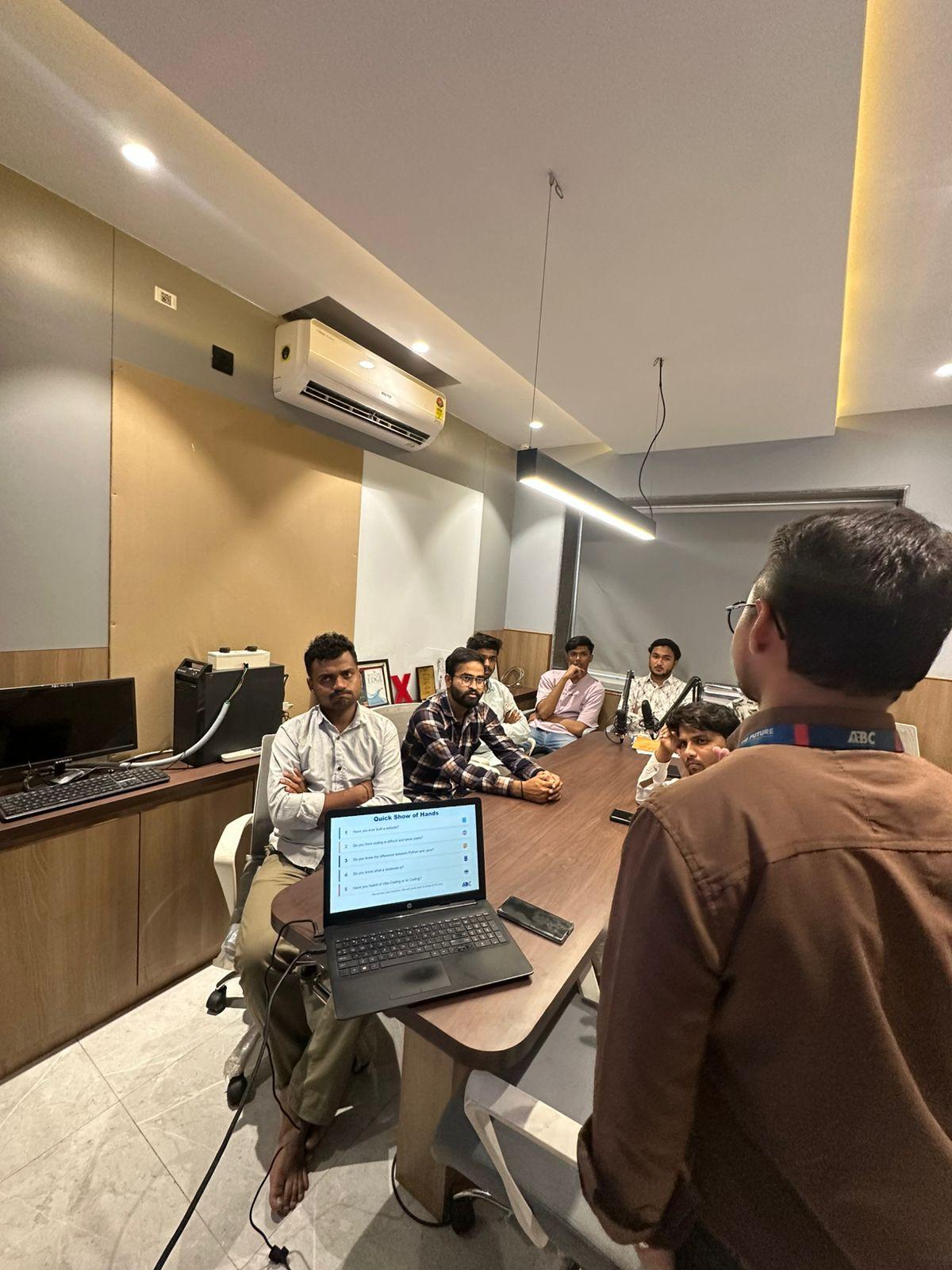 React.js vs Angular: Which Frontend Framework Should Aurangabad Developers Learn in 2026? (Updated May 2026)