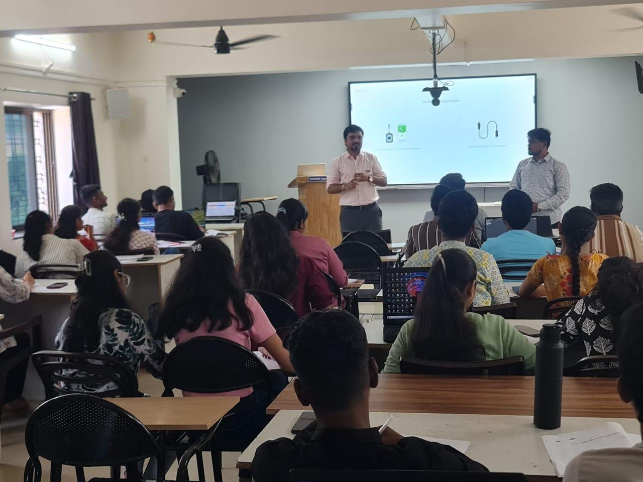 Software Courses Near Swargate Pune: Best Options for Students from Satara Road and Camp